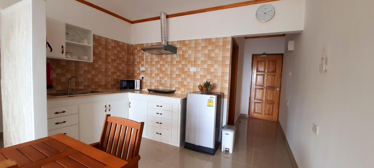 Le Chant De Merle Self -Catering Studios And Apartments Mahé Kültér fotó